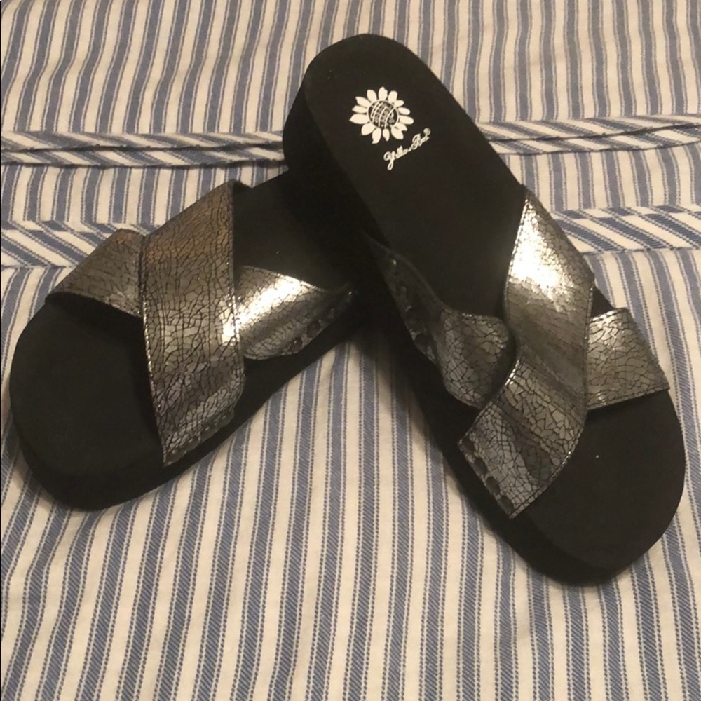 Yellow Box Wedge